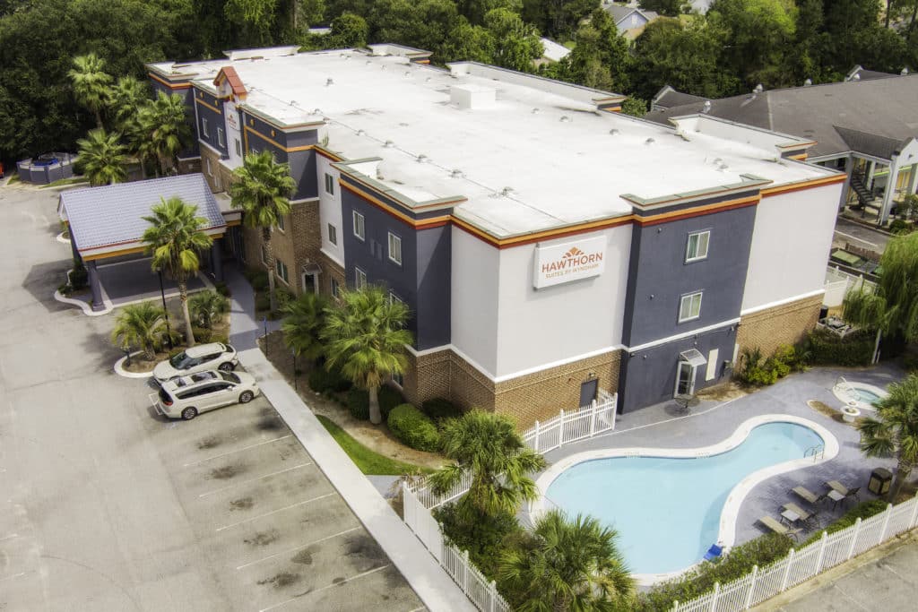 Hawthorn Suites by Wyndham Kingsland I-95/Naval Base Area