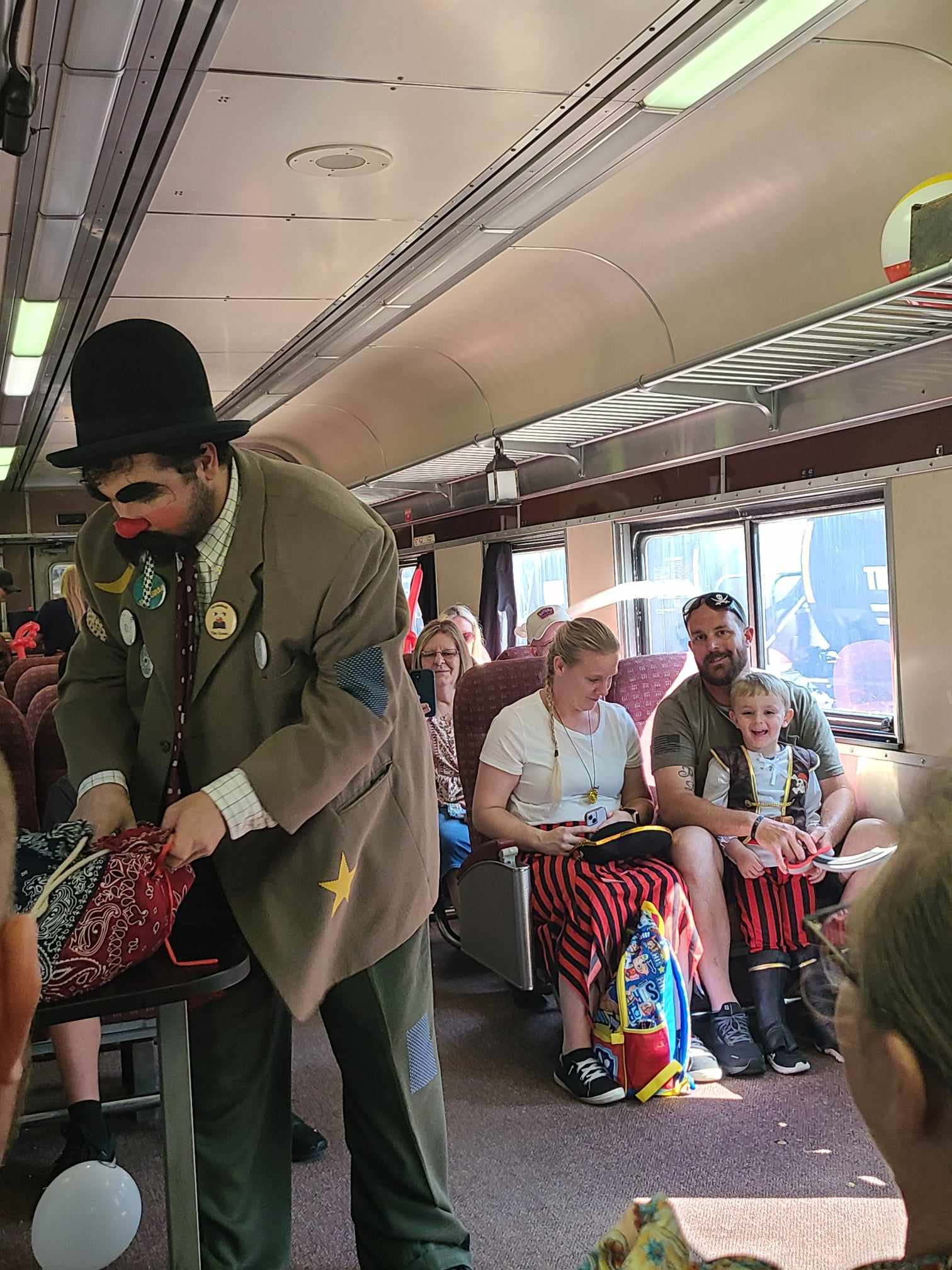 train-ride-pirates-coastal-views-train-ride-kingsland-georgia-downtown-coastal-train