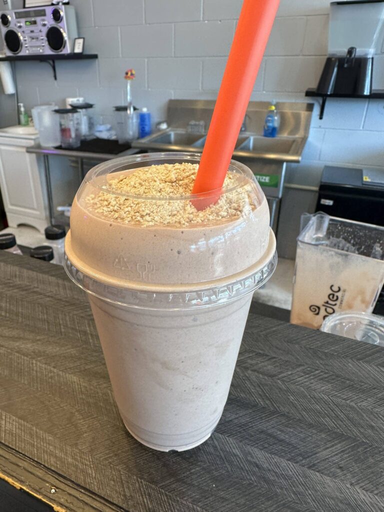 protein-smoothie-drink-from-2-Sweet- Nutrition-downtown-kingsland-georgia