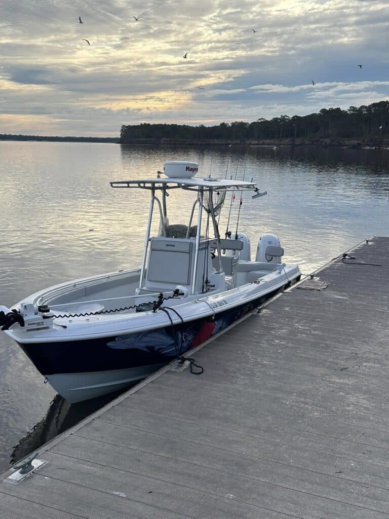 image-of-boat-docked-Cumberland- Fishing-Charters