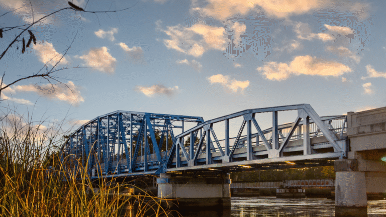 sunset-golden-sun-blue-bridge-near-kingsland-georgia