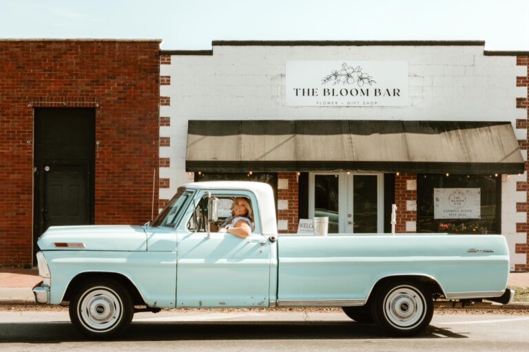 The-Bloom-Bar-flower-stems-in-buckets-to-build-your-own-boutique-downtown-kingsland-georgia-blue-truck
