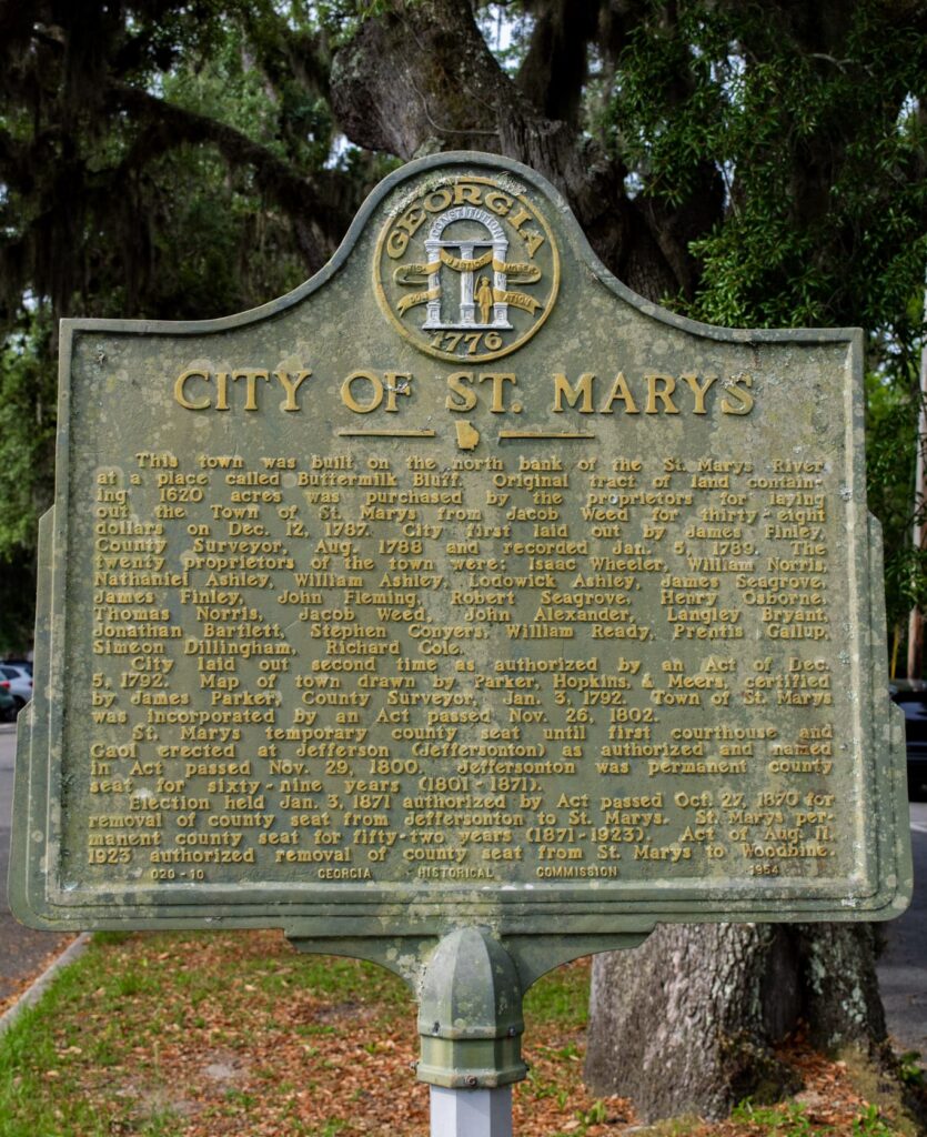 Historical-marker-sign-highlighting-the-City-of-St.-Marys-in-Camden-County-Georgia