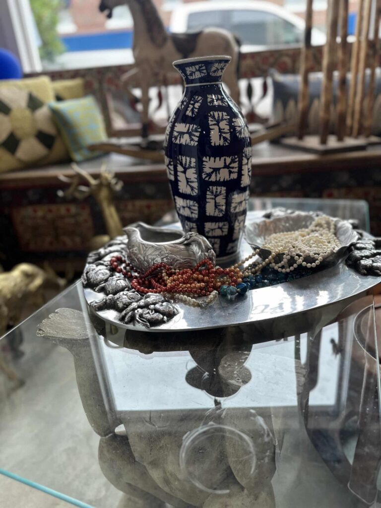 Rosewood-estate-sales-antique-shopping-downtown-kingsland-georgia-thrift-second-hand-art-antique