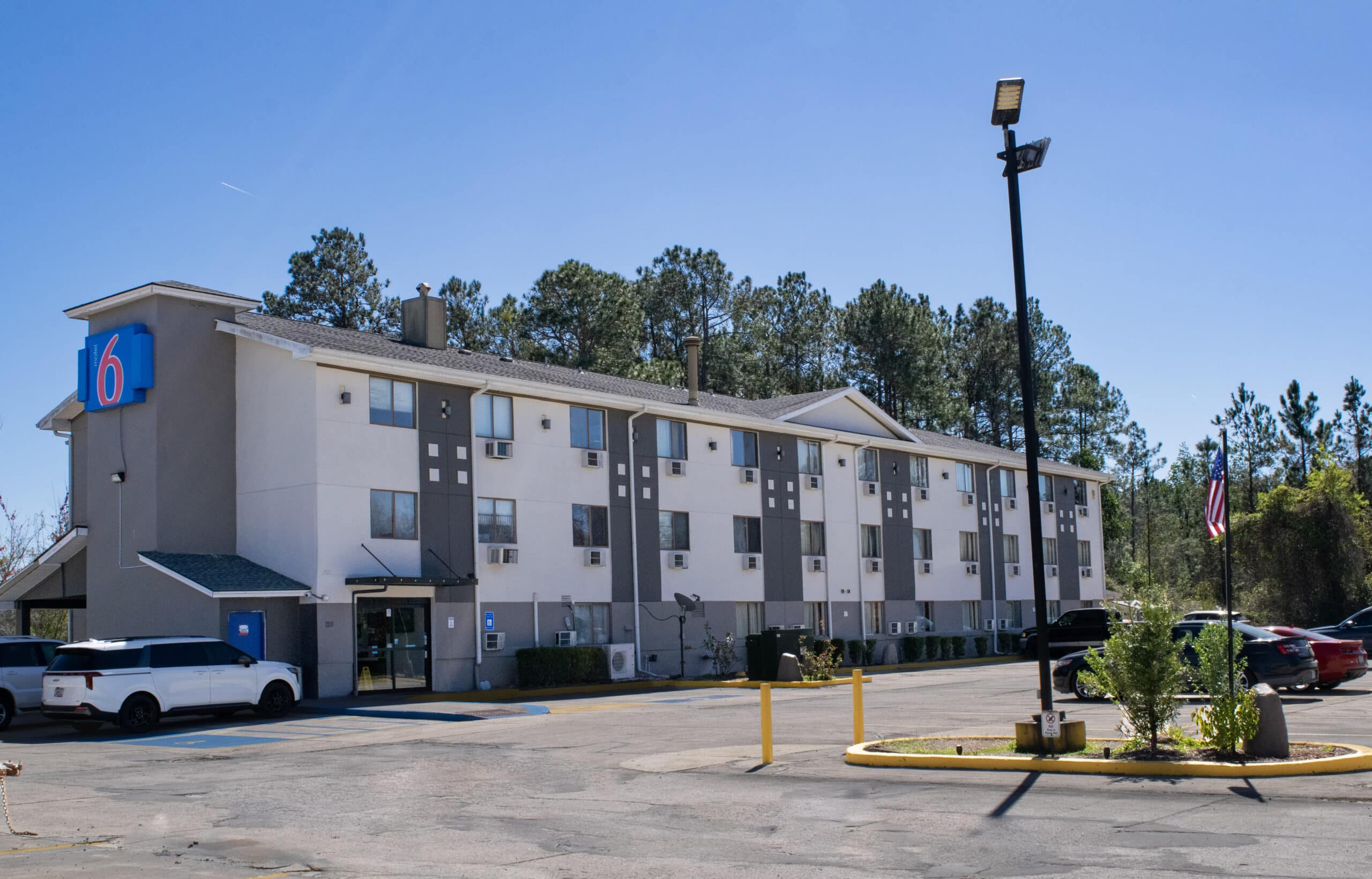 Motel 6 Exterior 2.25.26