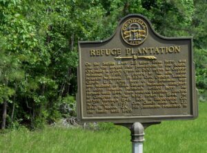 Historical Marker sign highlighting Refuge Plantation in Camden County Georgia