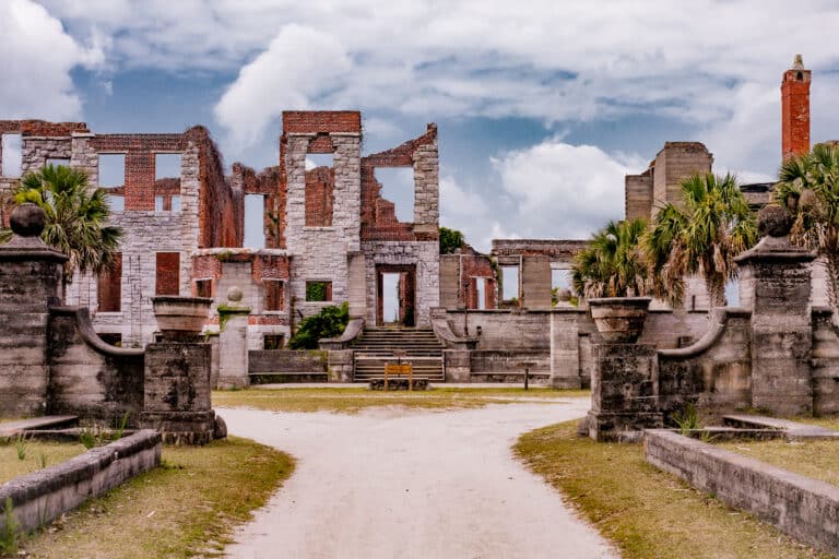 the-dungeness-ruins-and-pathway-on-cumberland-island-national-seashore-near-kingsland-georgia