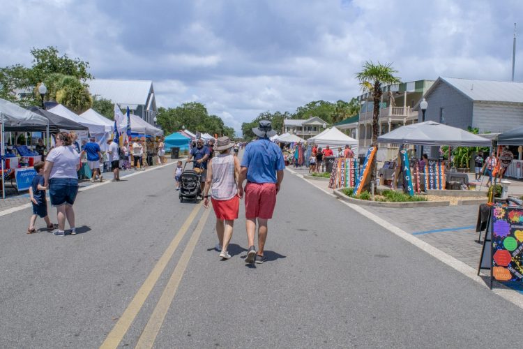 Catfish-festival-downtown-kingsland-georgia-food-vendors-catfish-dinners-live-music-craft-vendors